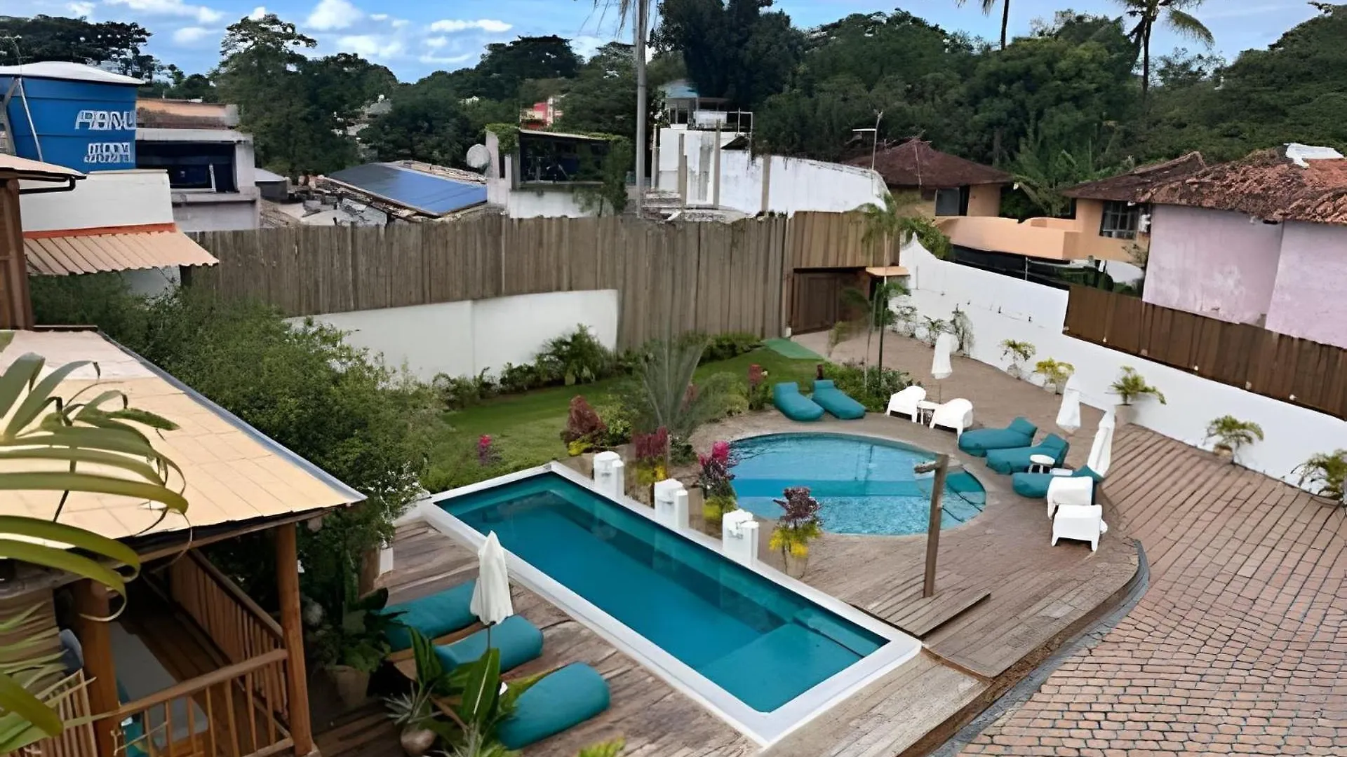 Suite Na R. Mucuge - Com Piscina Porto Seguro 0*,